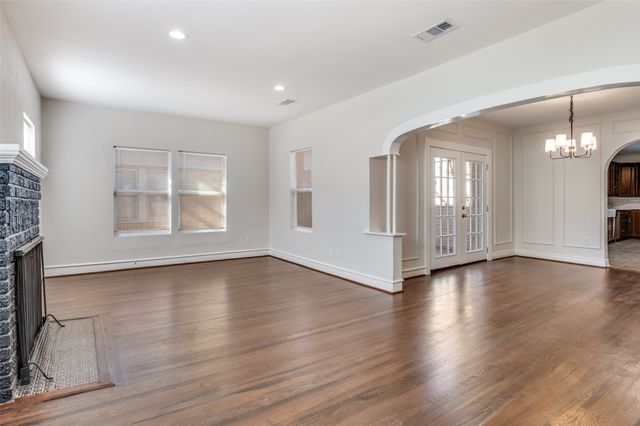 1631 Homewood Place, Dallas, TX 75224