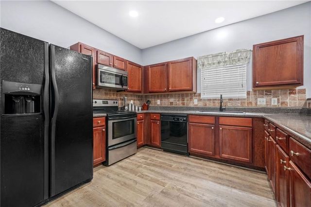 6297 Polar Fox Court, Riverdale, GA 30296