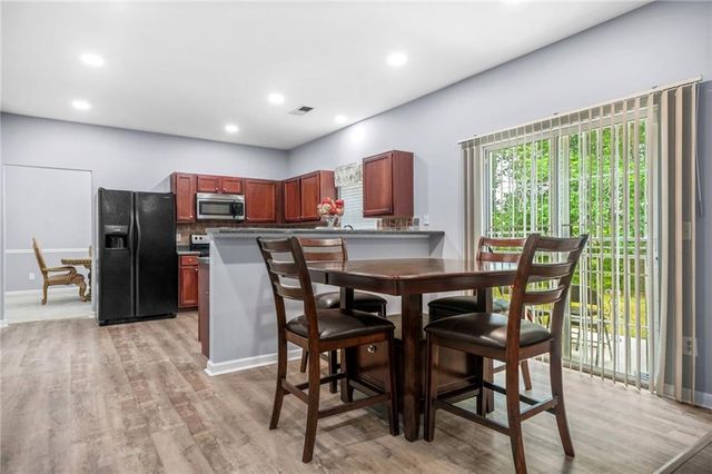 6297 Polar Fox Court, Riverdale, GA 30296