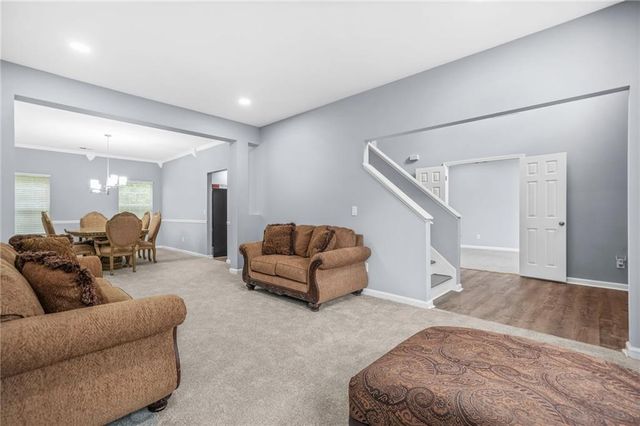 6297 Polar Fox Court, Riverdale, GA 30296