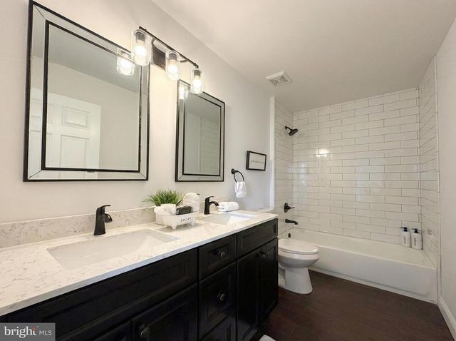 205 CASTLETON CT, Pennington, NJ 08534