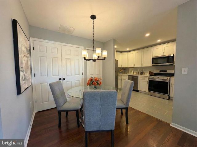 205 CASTLETON CT, Pennington, NJ 08534