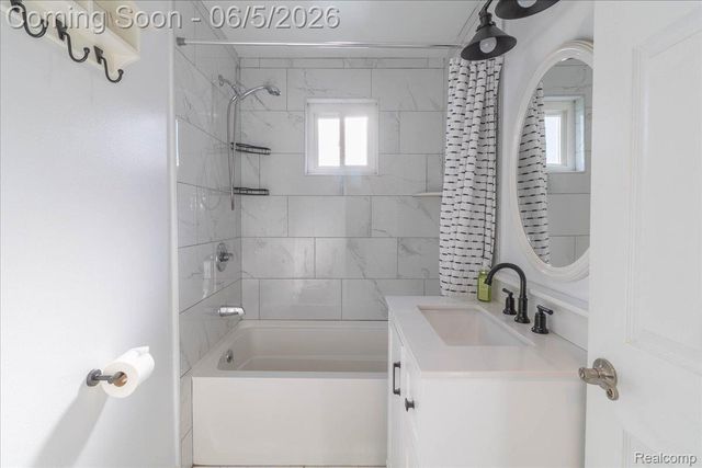 1787 Academy Street, Ferndale, MI 48220