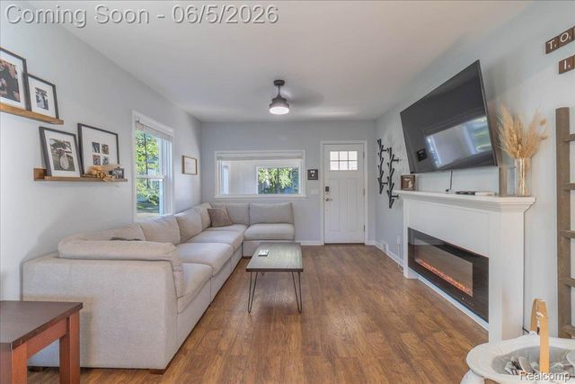 1787 Academy Street, Ferndale, MI 48220
