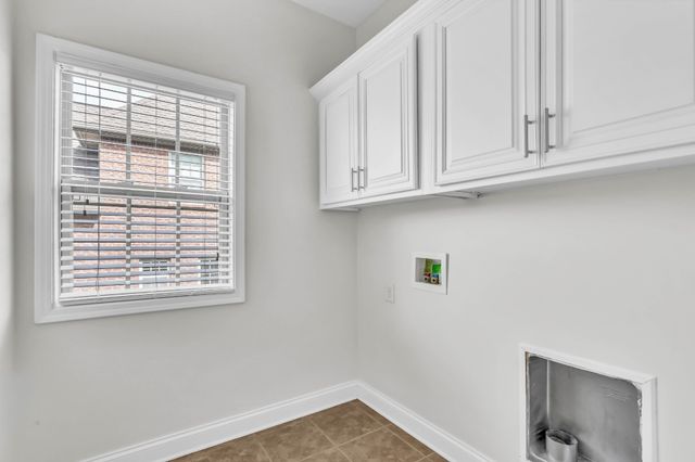420 Carson Bailey Ct, Clarksville, TN 37043