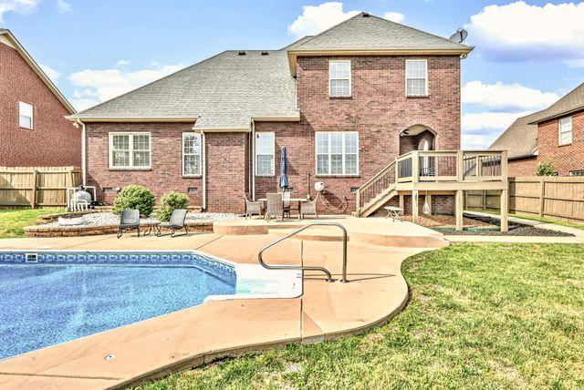 420 Carson Bailey Ct, Clarksville, TN 37043