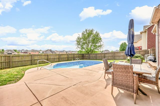 420 Carson Bailey Ct, Clarksville, TN 37043