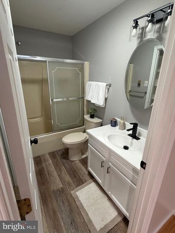 142 SUNFLOWER DR, Hagerstown, MD 21740