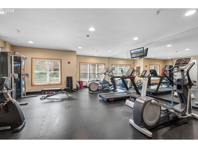 300 W 8TH St 305, Vancouver, WA 98660