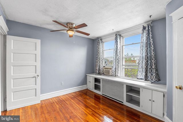 3 BEVERLY AVE, Lansdowne, PA 19050