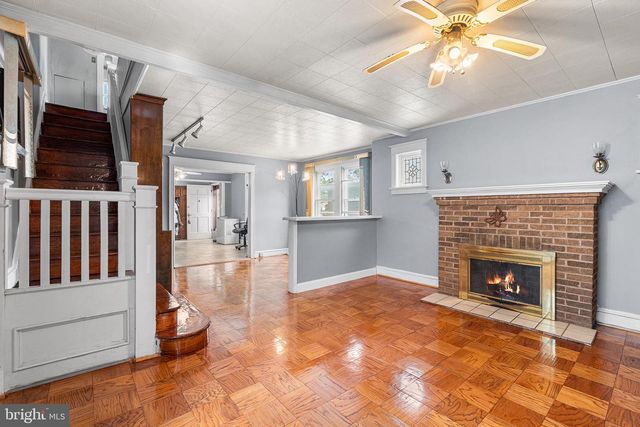3 BEVERLY AVE, Lansdowne, PA 19050