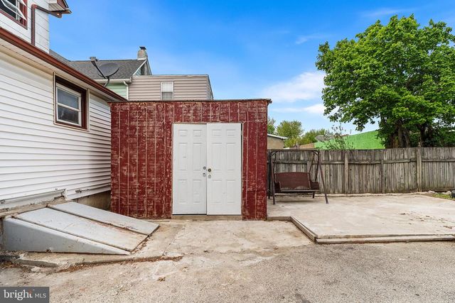 3 BEVERLY AVE, Lansdowne, PA 19050