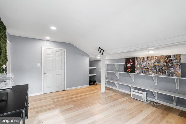 3 BEVERLY AVE, Lansdowne, PA 19050