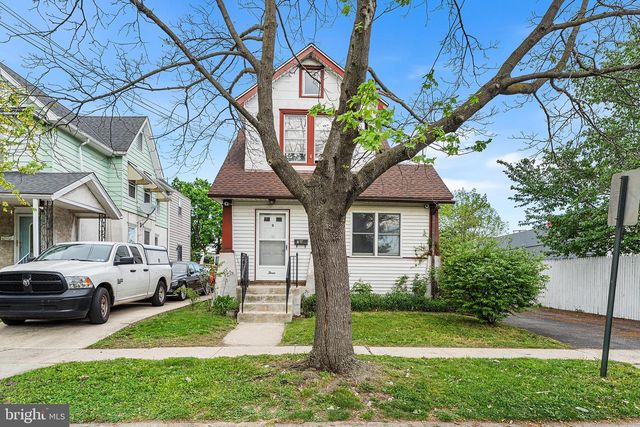 3 BEVERLY AVE, Lansdowne, PA 19050