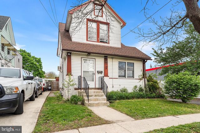 3 BEVERLY AVE, Lansdowne, PA 19050