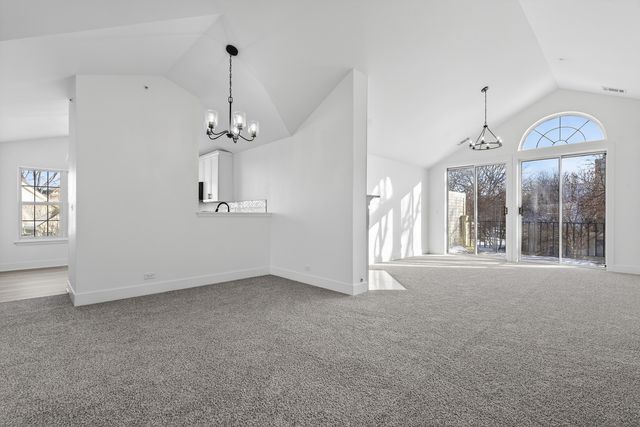 403 Cromwell Circle 2, Bartlett, IL 60103