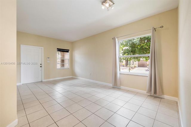22280 SW 93rd Pl, Cutler Bay, FL 33190