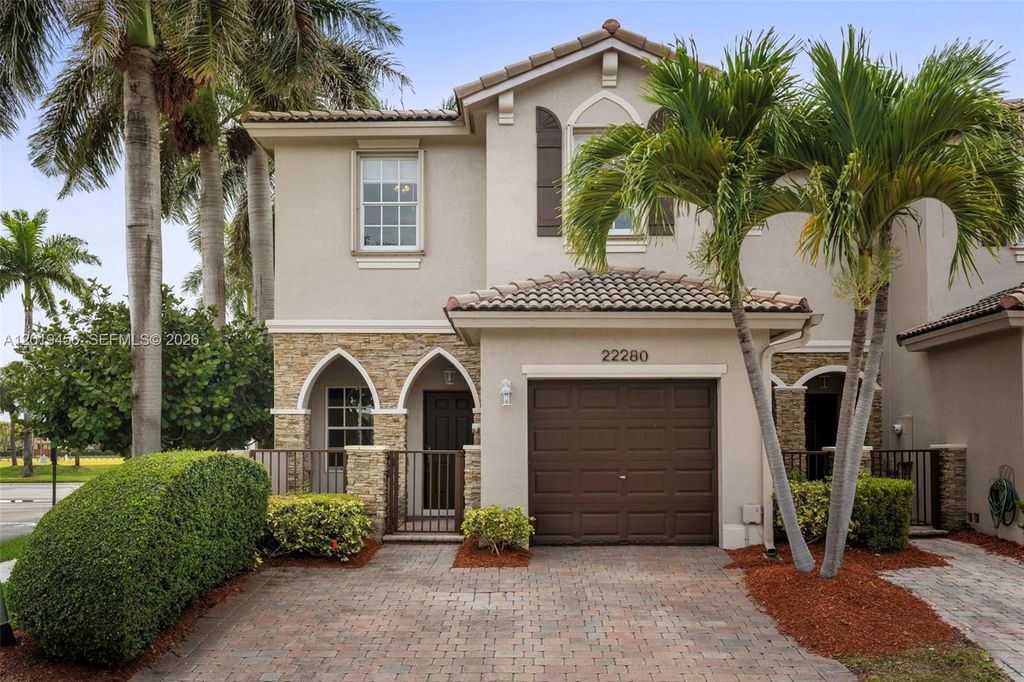 22280 SW 93rd Pl, Cutler Bay, FL 33190