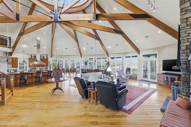 1046 Hollis Road, Westlake, LA 70669