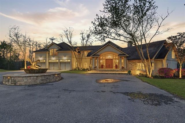 1046 Hollis Road, Westlake, LA 70669