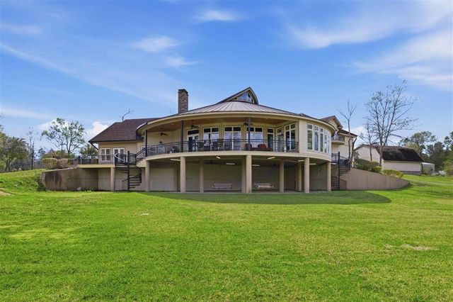 1046 Hollis Road, Westlake, LA 70669