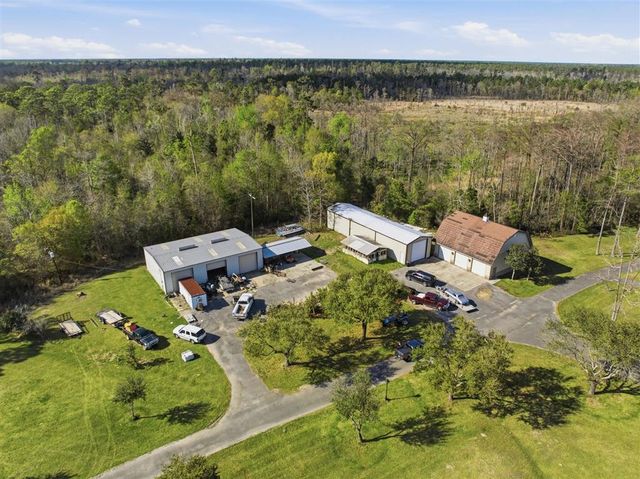 1046 Hollis Road, Westlake, LA 70669