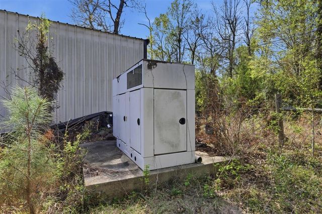 1046 Hollis Road, Westlake, LA 70669