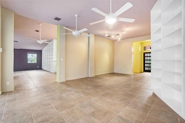 2534 Egret Lake Drive, Greenacres, FL 33413