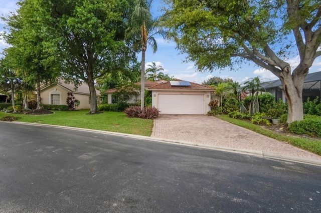2534 Egret Lake Drive, Greenacres, FL 33413
