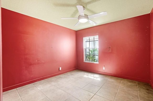 2534 Egret Lake Drive, Greenacres, FL 33413