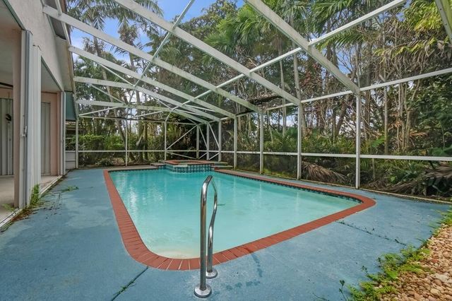 2534 Egret Lake Drive, Greenacres, FL 33413