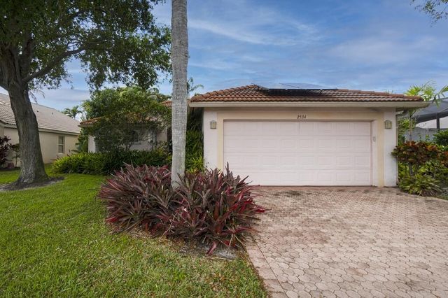 2534 Egret Lake Drive, Greenacres, FL 33413