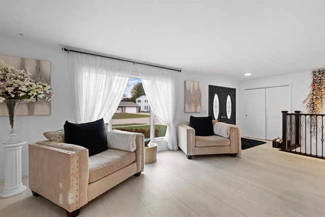 4228 Park View Drive, Janesville, WI 53546