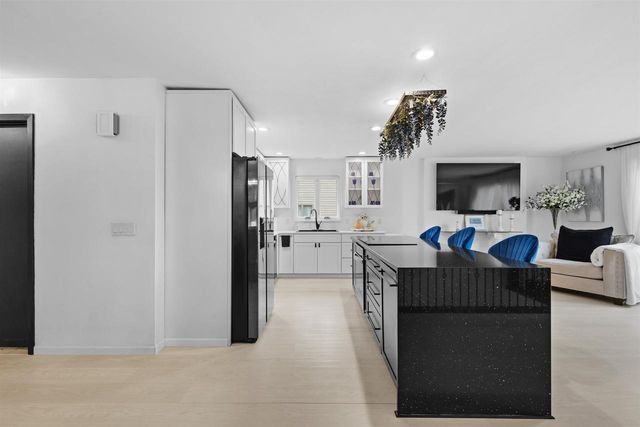 4228 Park View Drive, Janesville, WI 53546