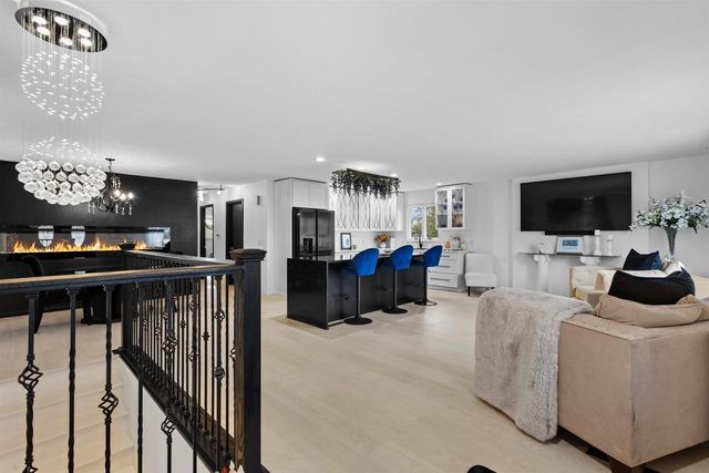 4228 Park View Drive, Janesville, WI 53546