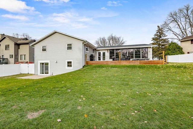 4228 Park View Drive, Janesville, WI 53546