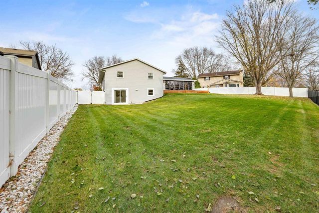 4228 Park View Drive, Janesville, WI 53546