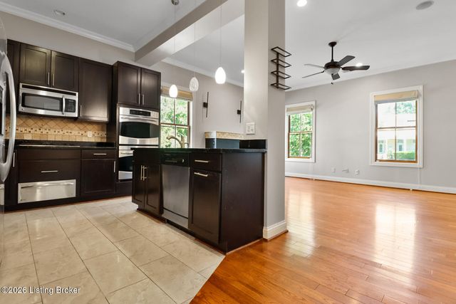 927 Cherokee Rd 5 E, Louisville, KY 40204