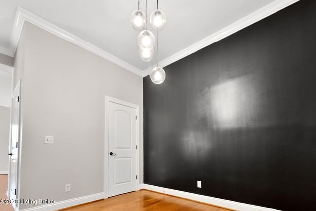 927 Cherokee Rd 5 E, Louisville, KY 40204