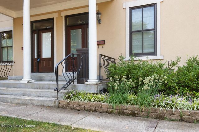 927 Cherokee Rd 5 E, Louisville, KY 40204