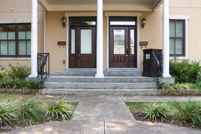 927 Cherokee Rd 5 E, Louisville, KY 40204