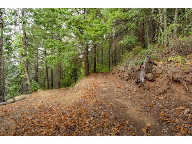 3125 DEE Hwy, Hood River, OR 97031