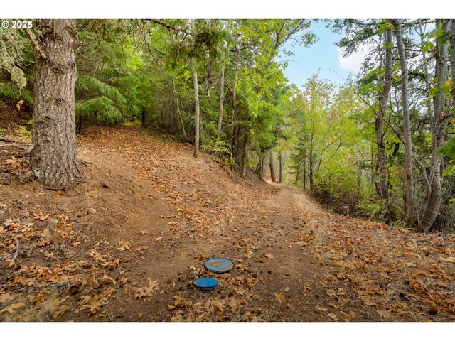 3125 DEE Hwy, Hood River, OR 97031