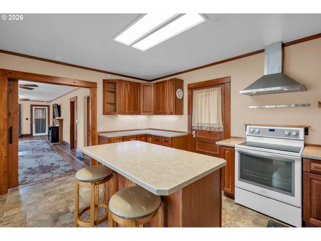 1235 C St, Washougal, WA 98671