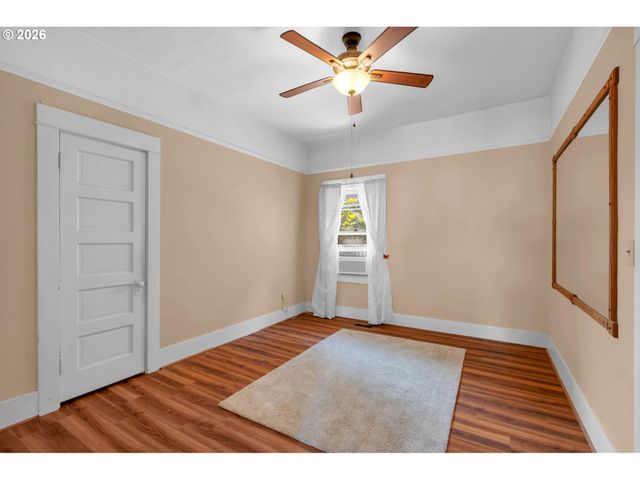 1235 C St, Washougal, WA 98671