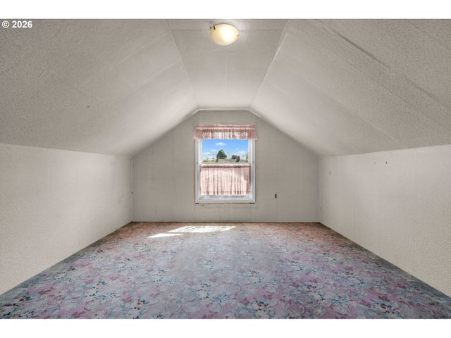 1235 C St, Washougal, WA 98671
