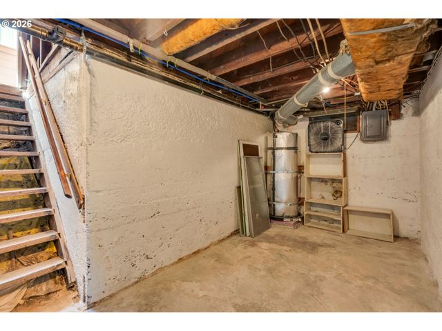 1235 C St, Washougal, WA 98671