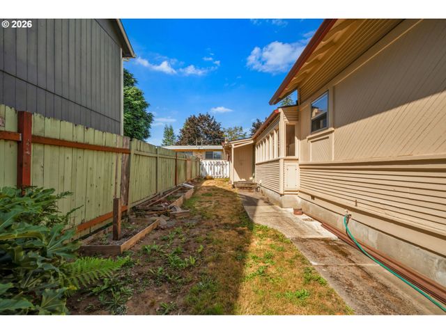 1235 C St, Washougal, WA 98671
