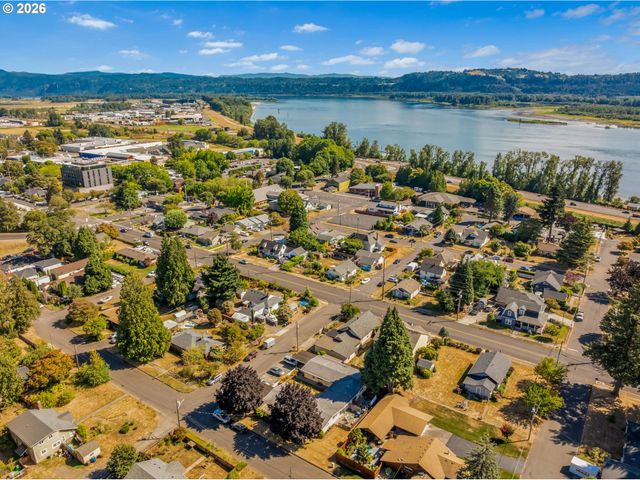 1235 C St, Washougal, WA 98671