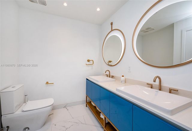 2678 Tigertail Avenue 413, Miami, FL 33133